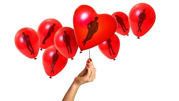 Viral Dating Show Pop the Balloon Is Coming Live to Netflix